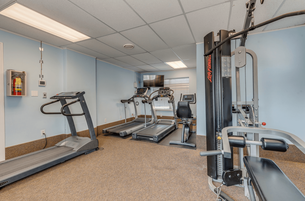 Cherry Hill Village Apartments, 238 Yorkshire Boulevard, Apt 116